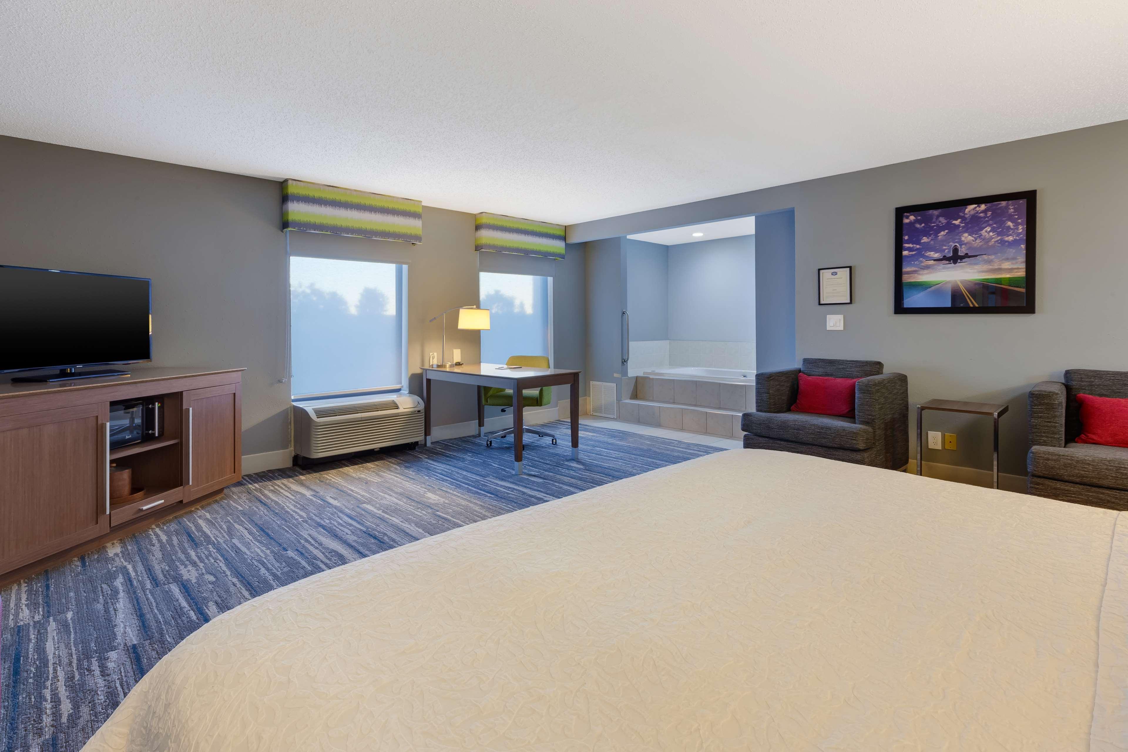 Hampton Inn Cincinnati Airport-North Hebron Exterior photo